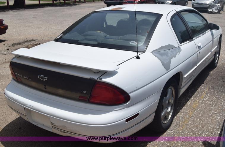 image for item J6617 1995 Chevrolet Monte Carlo LS