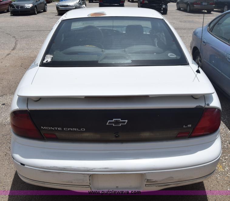image for item J6617 1995 Chevrolet Monte Carlo LS