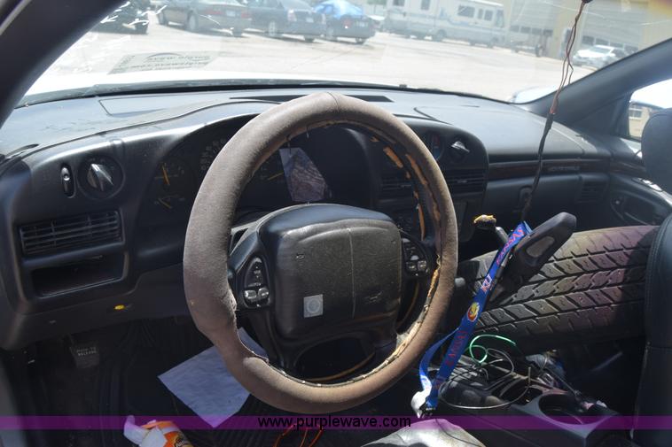 image for item J6617 1995 Chevrolet Monte Carlo LS