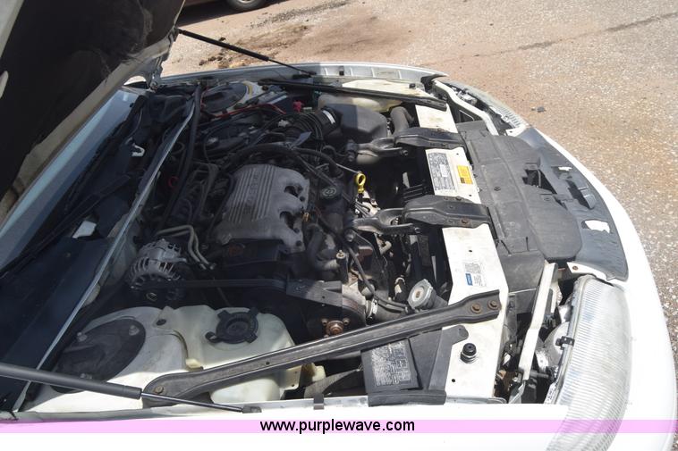 image for item J6617 1995 Chevrolet Monte Carlo LS