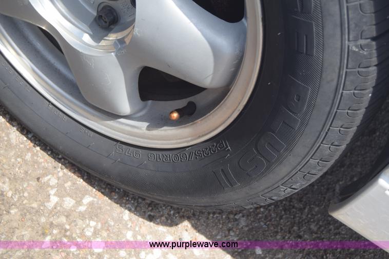 image for item J6617 1995 Chevrolet Monte Carlo LS