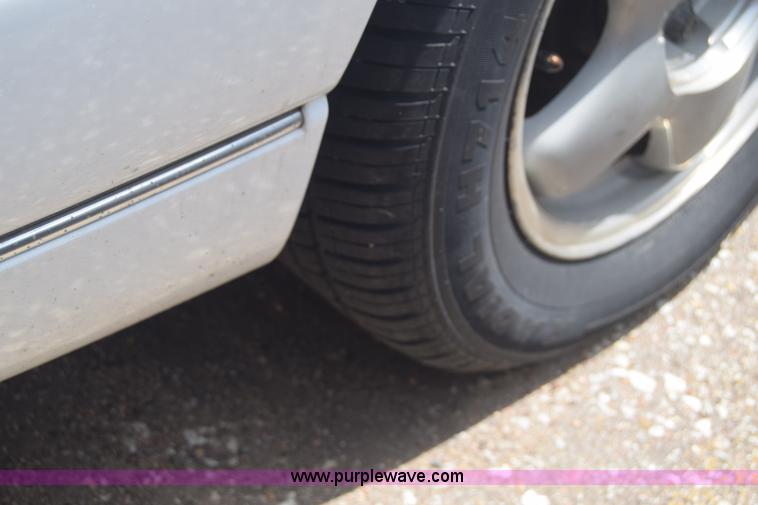 image for item J6617 1995 Chevrolet Monte Carlo LS