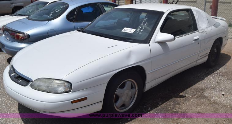 image for item J6617 1995 Chevrolet Monte Carlo LS