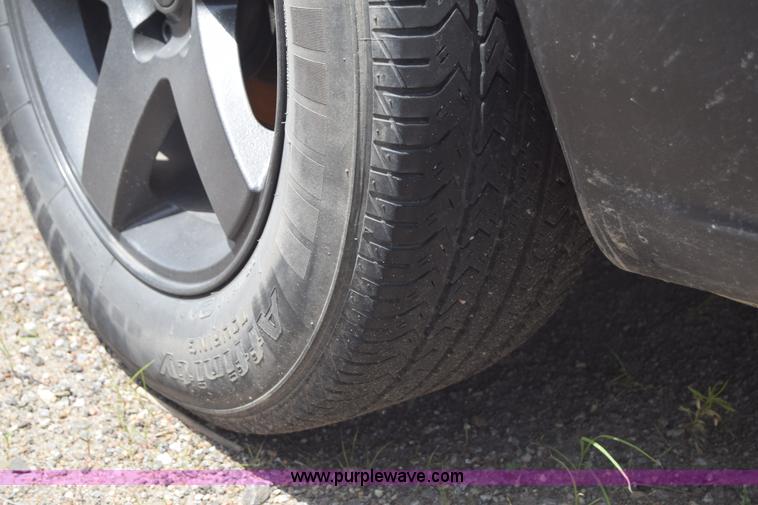 image for item J6686 2000 Chrysler 300M