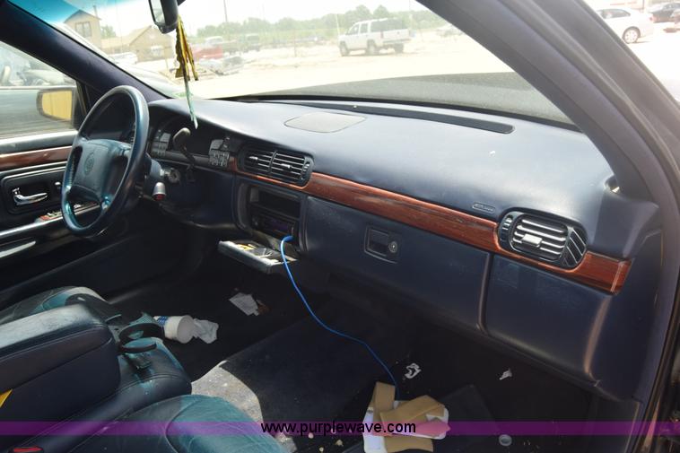 image for item J6688 1998 Cadillac DeVille