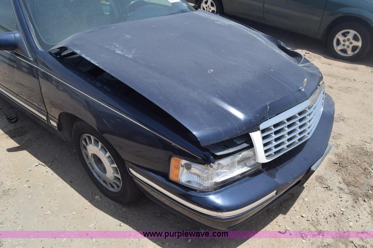 image for item J6688 1998 Cadillac DeVille