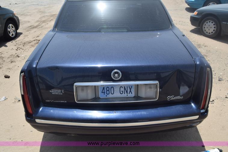 image for item J6688 1998 Cadillac DeVille