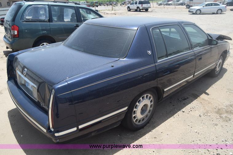 image for item J6688 1998 Cadillac DeVille