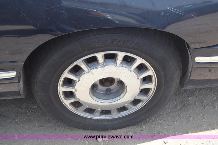 image for item J6688 1998 Cadillac DeVille