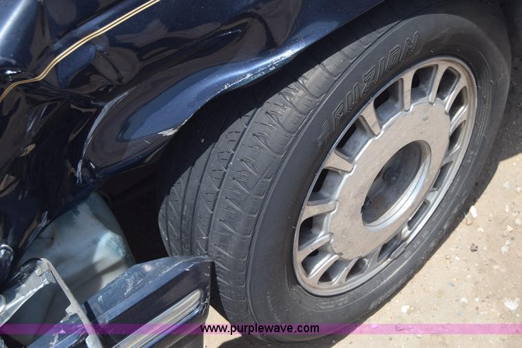 image for item J6688 1998 Cadillac DeVille