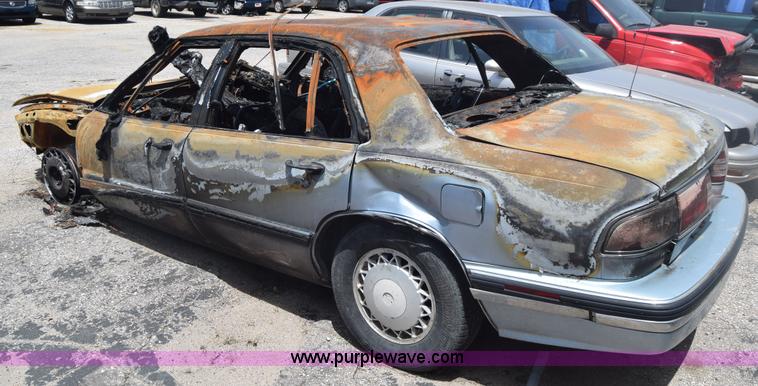 image for item J6693 1994 Buick LeSabre Custom