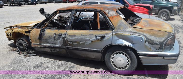 image for item J6693 1994 Buick LeSabre Custom