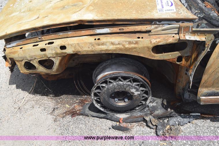 image for item J6693 1994 Buick LeSabre Custom