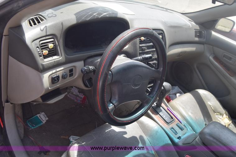 image for item J6695 1998 Lexus ES300