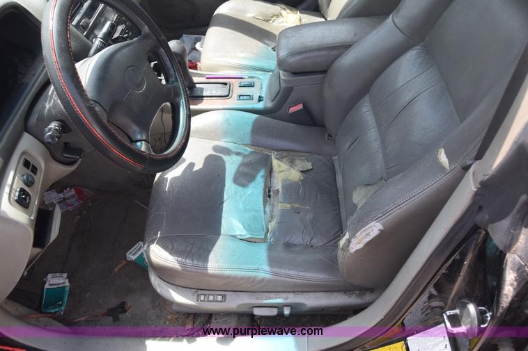 image for item J6695 1998 Lexus ES300