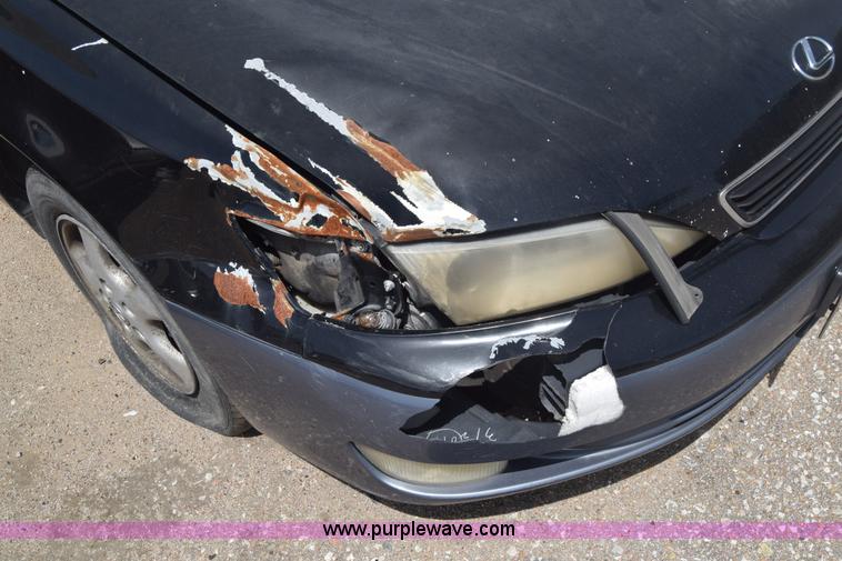 image for item J6695 1998 Lexus ES300