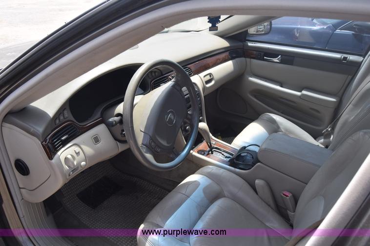 image for item J6696 2002 Cadillac Seville SLS