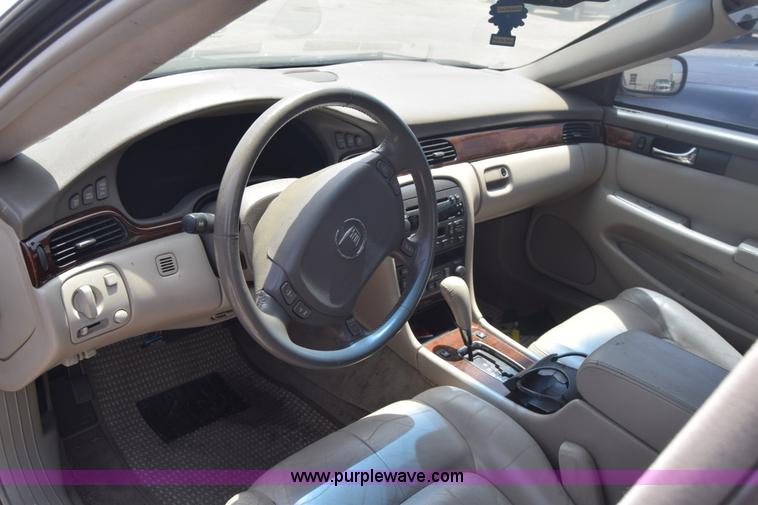 image for item J6696 2002 Cadillac Seville SLS