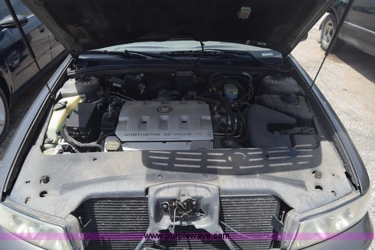 image for item J6696 2002 Cadillac Seville SLS