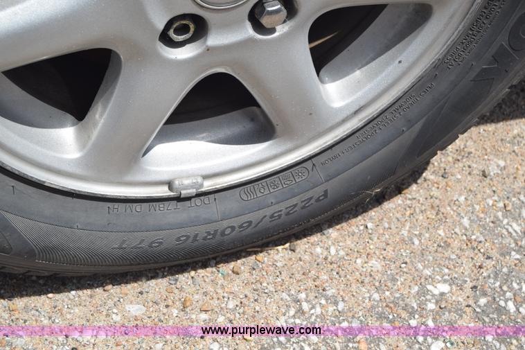 image for item J6696 2002 Cadillac Seville SLS