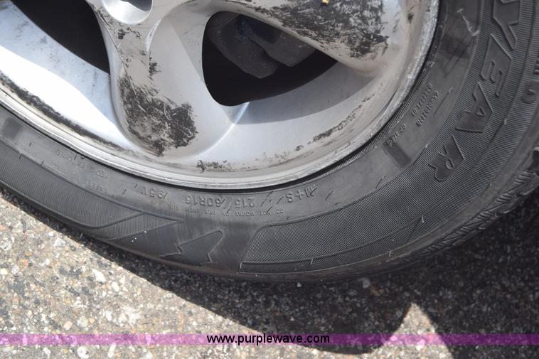 image for item J6699 2000 Ford Taurus SE