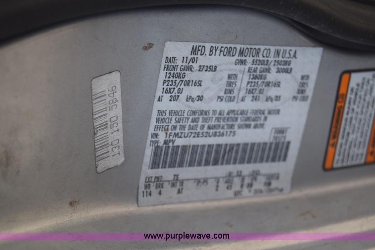 image for item J6700 2002 Ford Explorer XLS SUV