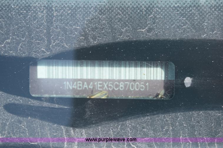 image for item J6702 2005 Nissan Maxima