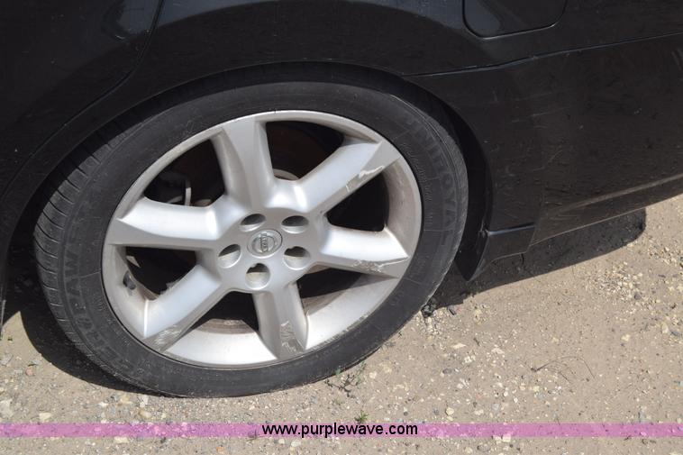 image for item J6702 2005 Nissan Maxima