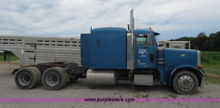 image for item AO9140 1994 Peterbilt 379 semi truck