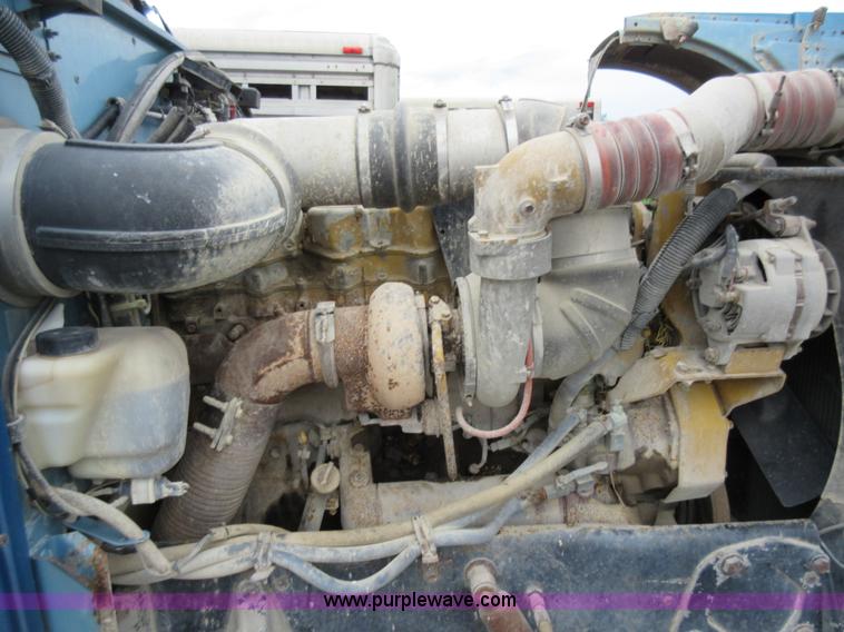 image for item AO9140 1994 Peterbilt 379 semi truck