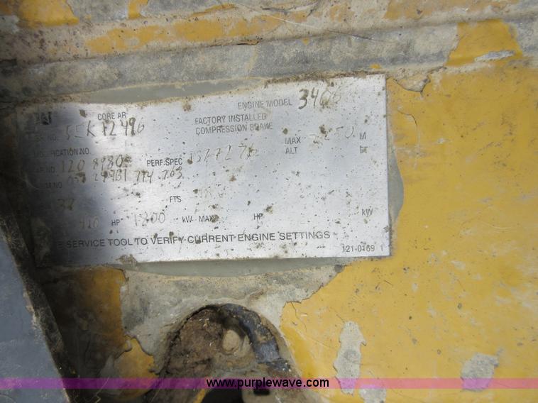 image for item AO9140 1994 Peterbilt 379 semi truck