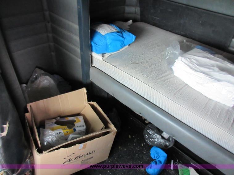 image for item AO9140 1994 Peterbilt 379 semi truck