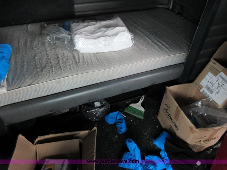 image for item AO9140 1994 Peterbilt 379 semi truck