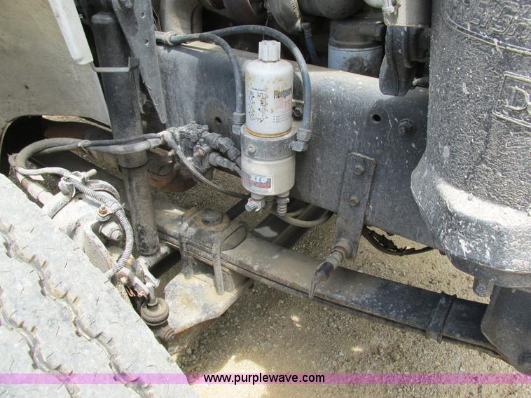 image for item BS9187 1998 Freightliner FL70 semi truck