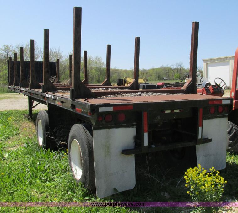 image for item BS9245 1982 Dorsey DGTL-80 flatbed trailer