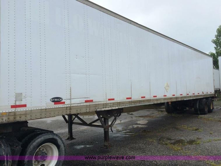 image for item D1556 1990 Strick dry van trailer