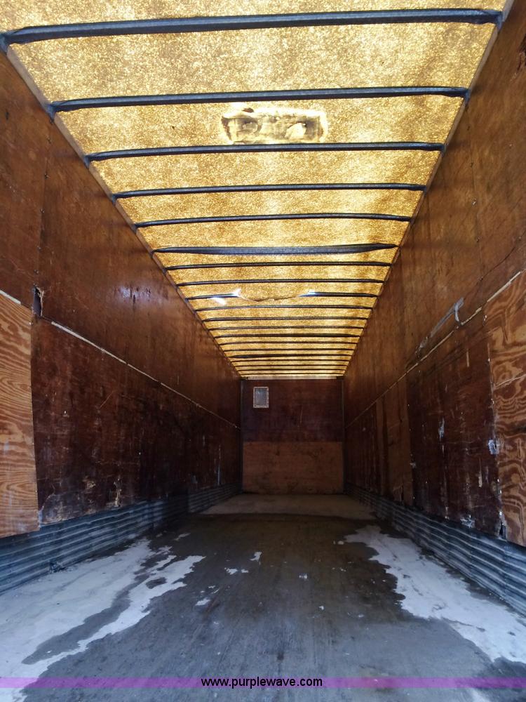 image for item D1556 1990 Strick dry van trailer