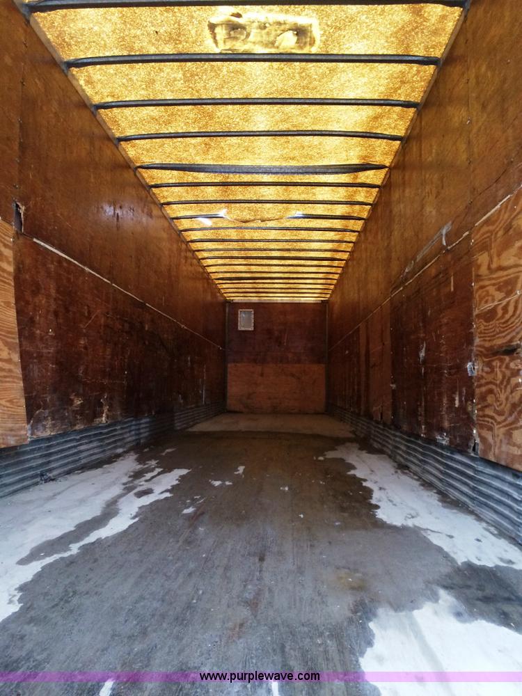 image for item D1556 1990 Strick dry van trailer