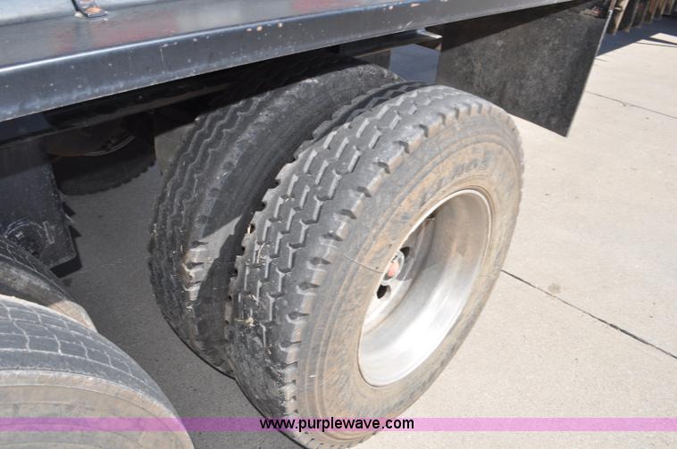 image for item F2472 2008 Aulick belt trailer