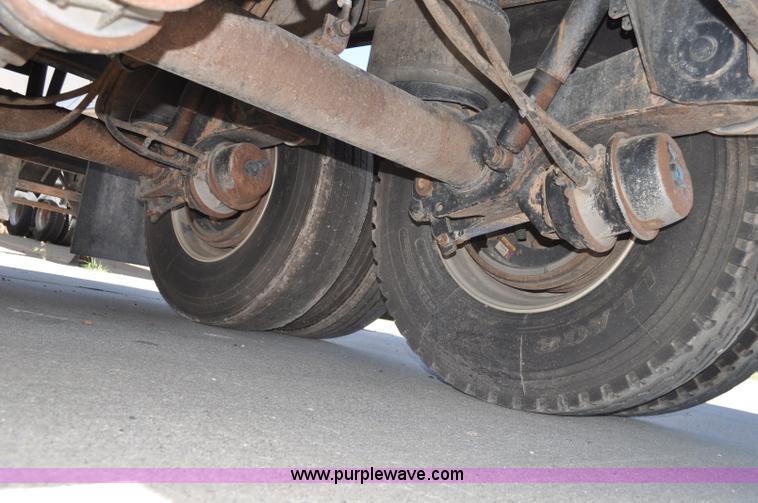 image for item F2472 2008 Aulick belt trailer