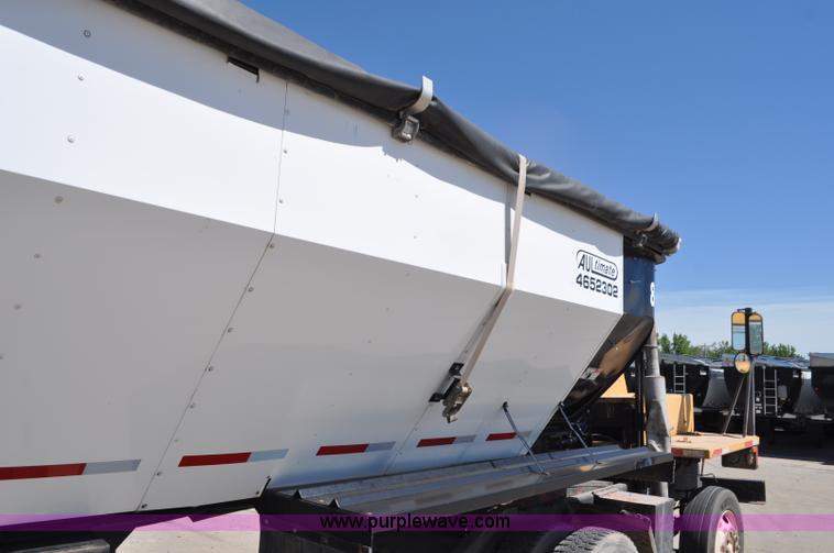 image for item F2472 2008 Aulick belt trailer