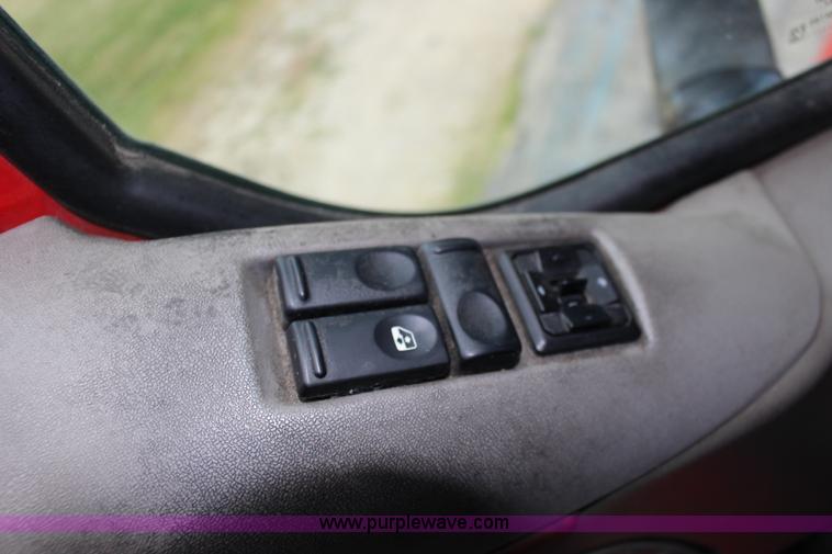 image for item F7928 2007 Kenworth T2000 semi truck