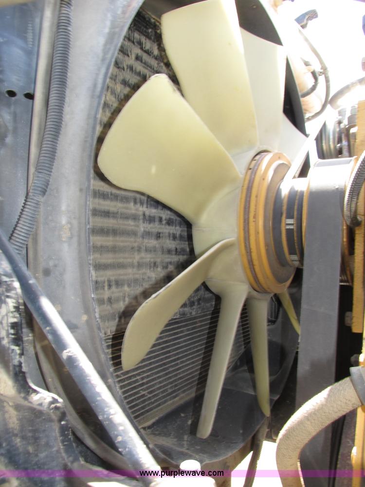 image for item H4621 2001 Sterling AT9500 semi truck