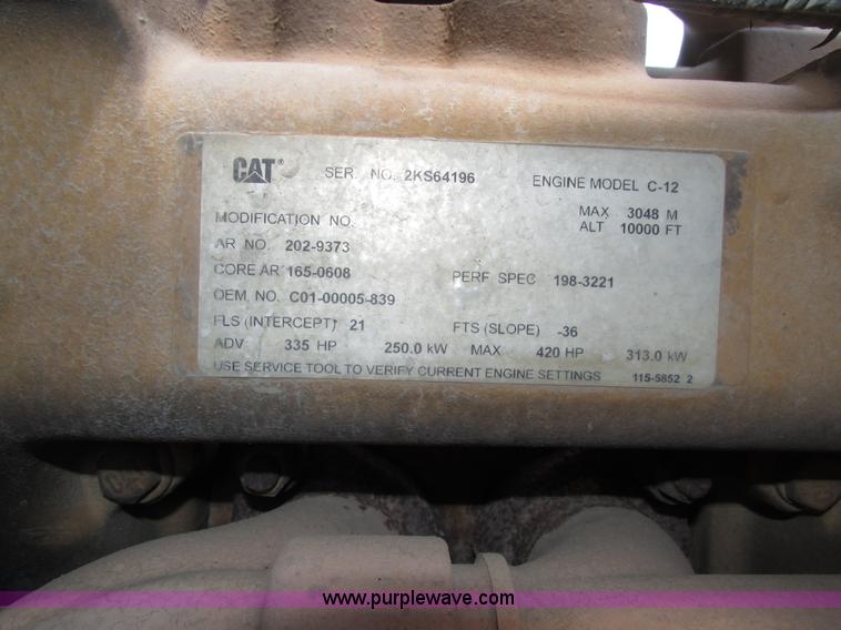 image for item H4621 2001 Sterling AT9500 semi truck