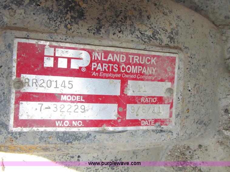 image for item H4621 2001 Sterling AT9500 semi truck