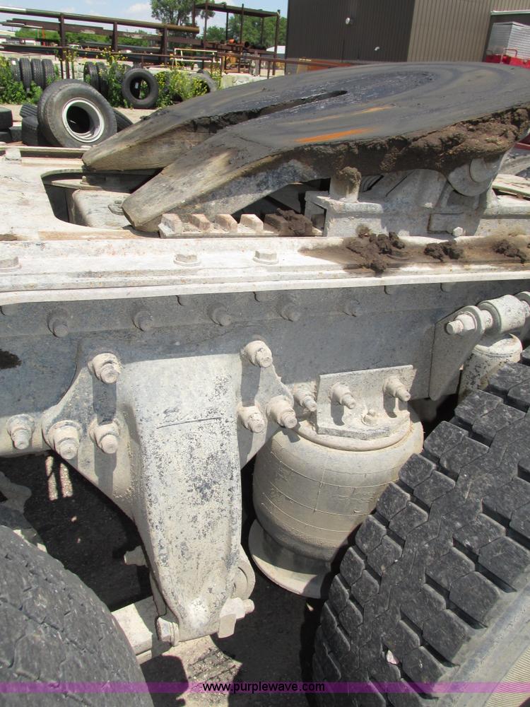 image for item H4621 2001 Sterling AT9500 semi truck