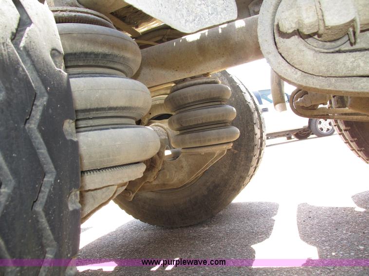 image for item H4621 2001 Sterling AT9500 semi truck