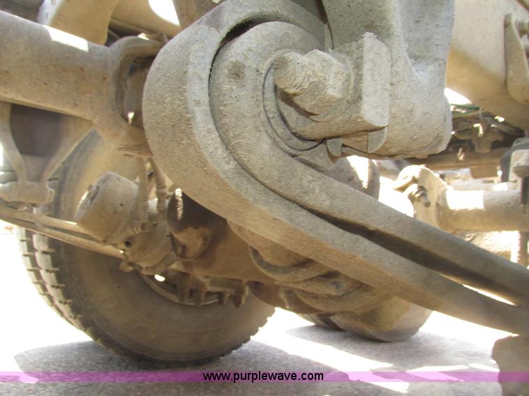 image for item H4621 2001 Sterling AT9500 semi truck