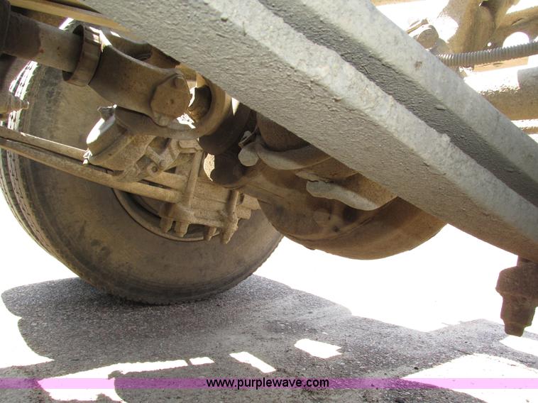 image for item H4621 2001 Sterling AT9500 semi truck