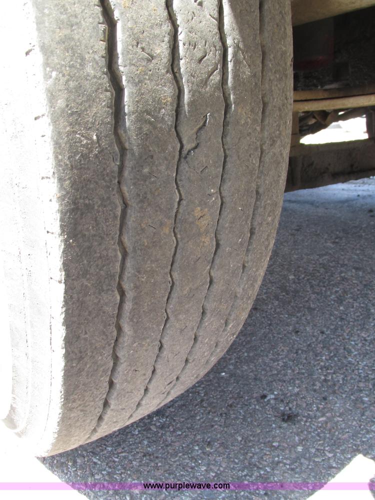 image for item H4621 2001 Sterling AT9500 semi truck